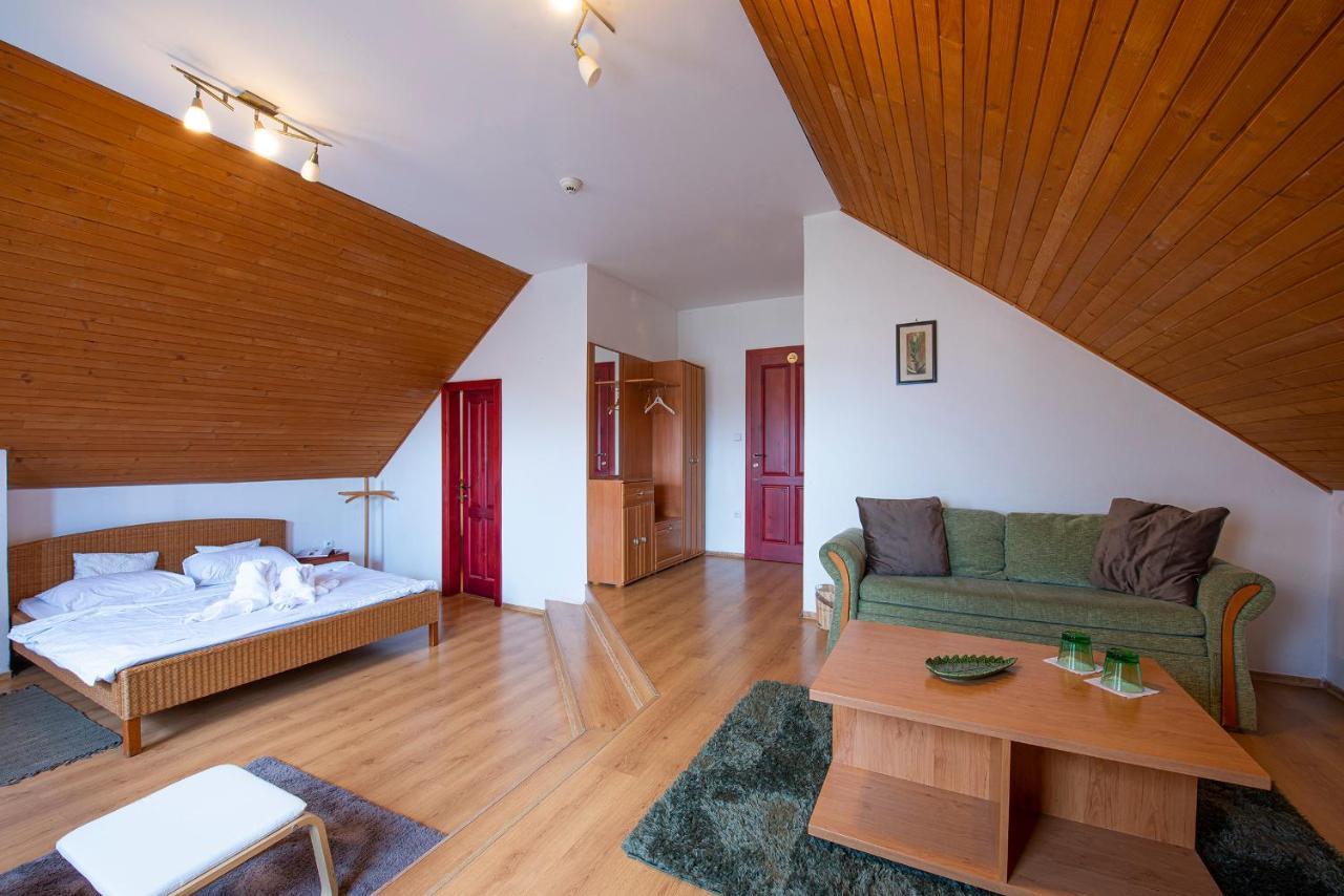 Hotel Penzion Familia Poprad Exterior foto